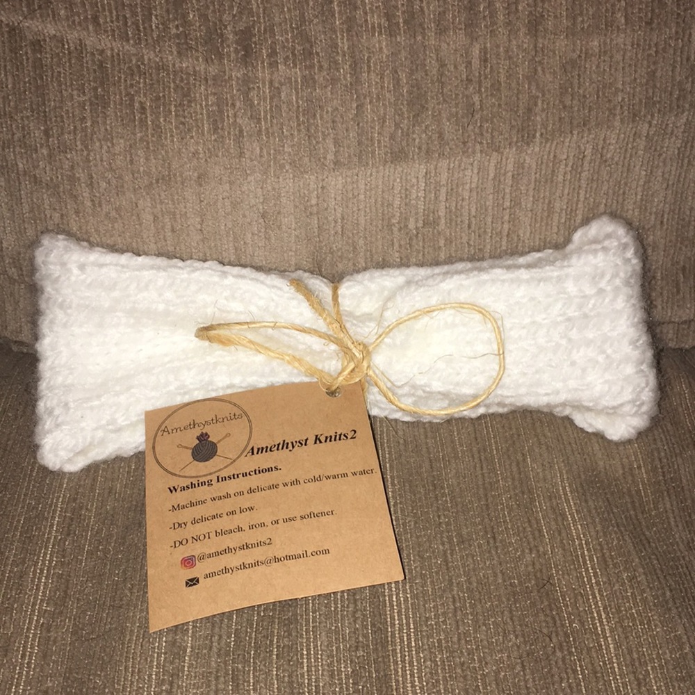 Handknitted (by me) knitted headbands/earwarmers!